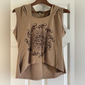 Cute little high low top | short sleeved | with hoddie